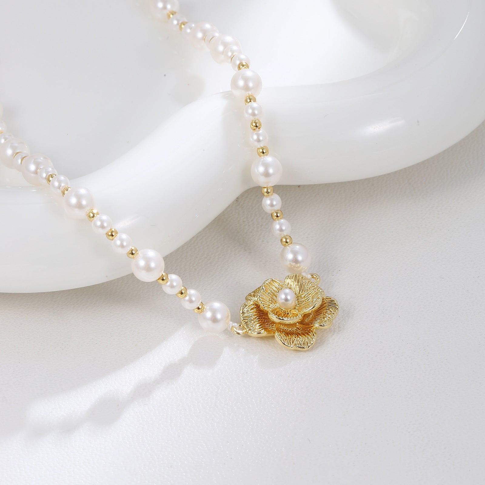 Brushed 3D Flower Pearl Beaded Strand Necklace | 18K Gold Plated Brass | Wholesale OEM