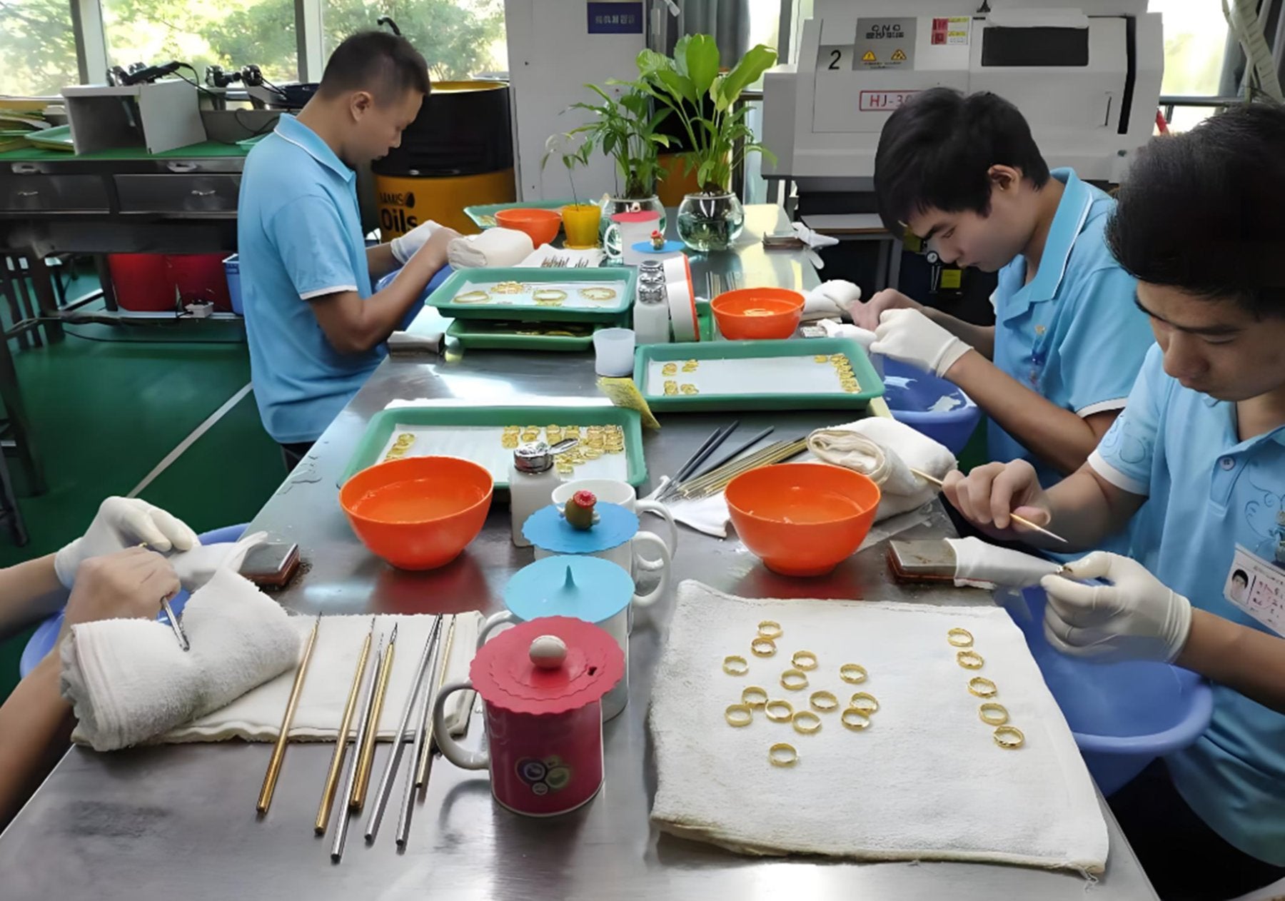 KAVNAR workshop production floor