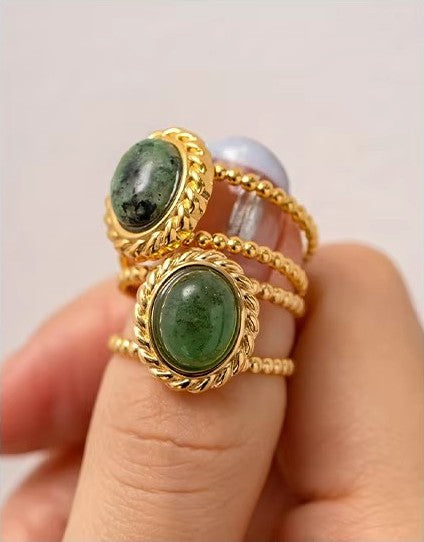 KAVNAR stackable gold rings